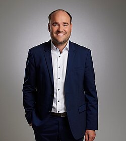 Andreas Wolfesberger Andreas Wolfesberger