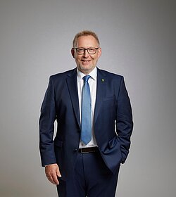Klaus Falkinger Klaus Falkinger