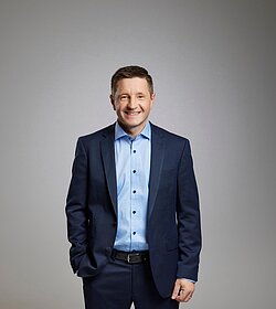 Manfred Lanzersdorfer Manfred Lanzersdorfer